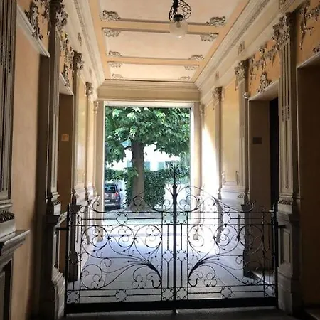 Apartamento Con Terrazzo Nel Centro Di