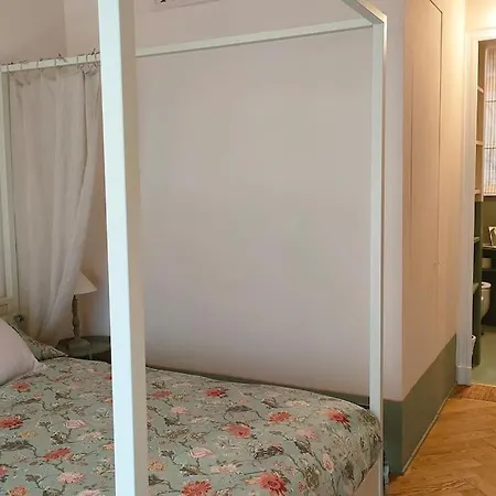 Apartament Con Terrazzo Nel Centro Di