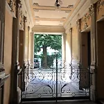 Apartment Con Terrazzo Nel Centro Di