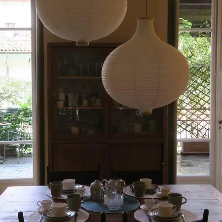 Con Terrazzo Nel Centro Di Turin