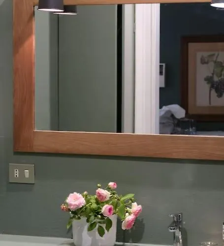 Con Terrazzo Nel Centro Di