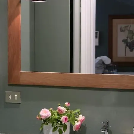 Con Terrazzo Nel Centro Di